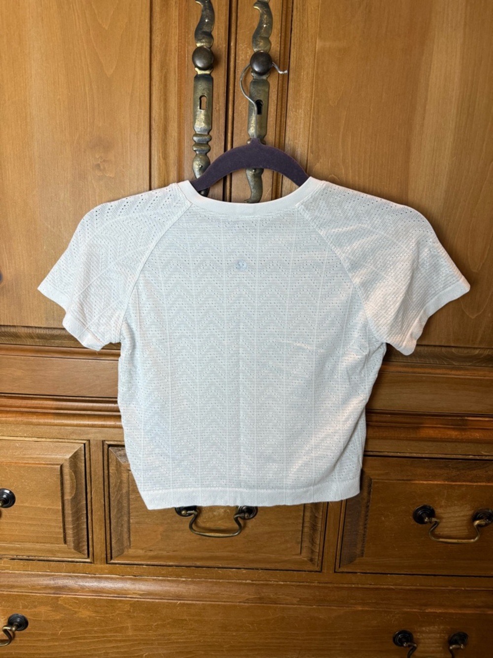 Lululemon Swiftly Pointelle Cropped Short-Sleeve Shirt - Picture 4 of 7